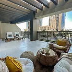 Higuests - Luxury Living With Huge Terrace In Creek Harbour