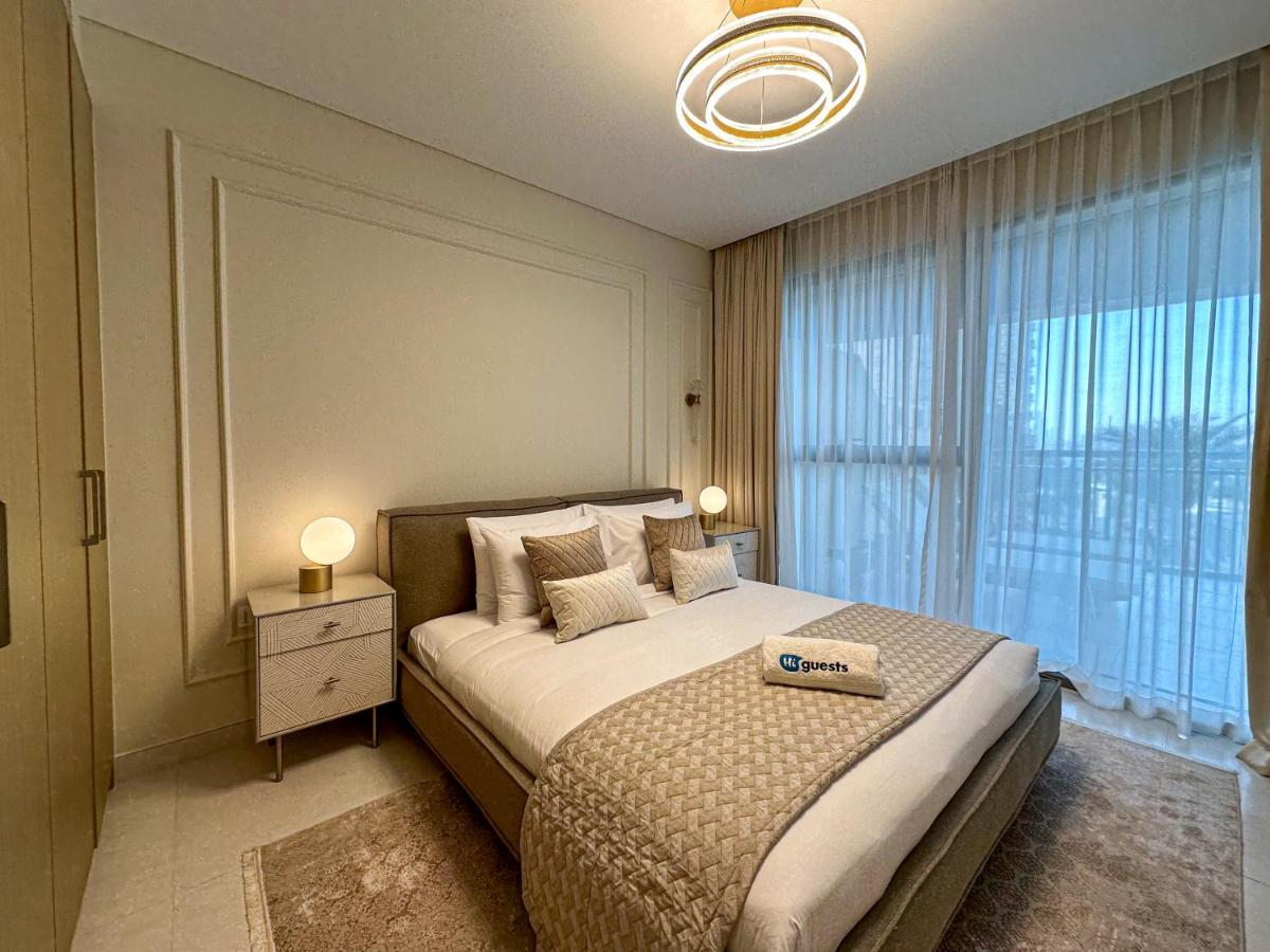 Higuests - Luxury Living With Huge Terrace In Creek Harbour Apartment